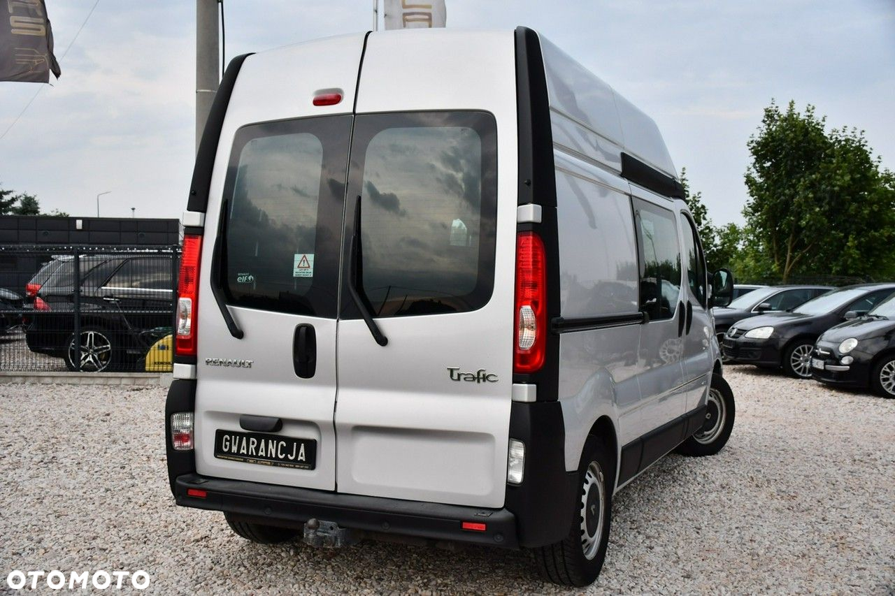 Renault Trafic - 21