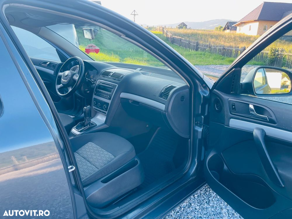 Skoda Octavia 1.6 TDI DPF GreenLine - 9