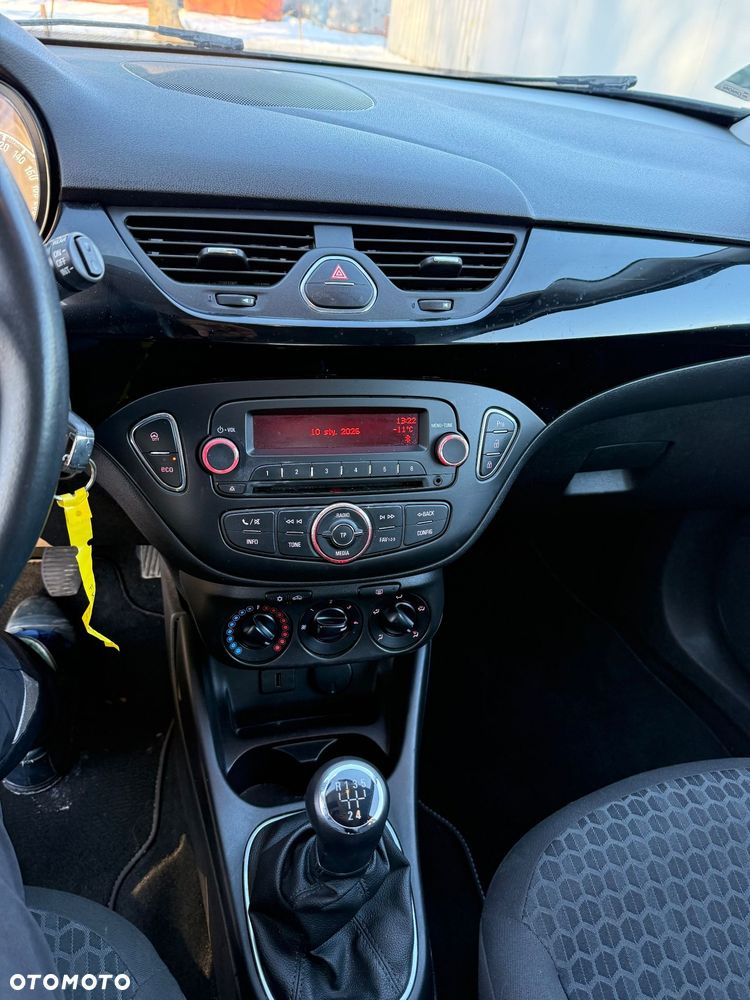 Opel Corsa 1.4 16V Cosmo - 9