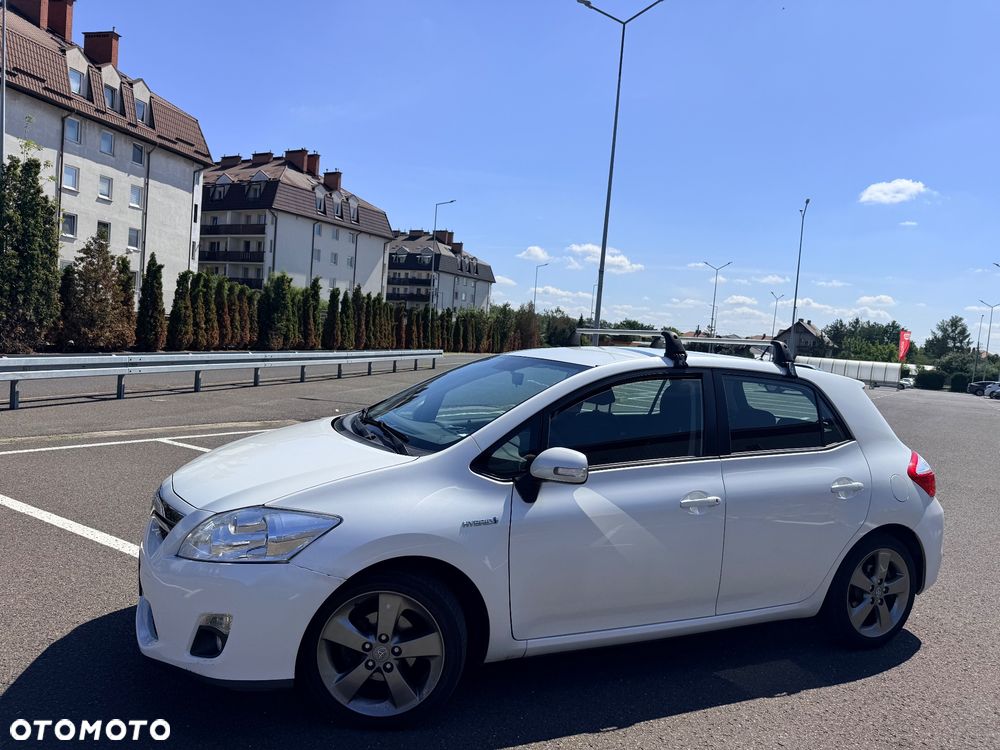 Toyota Auris - 2