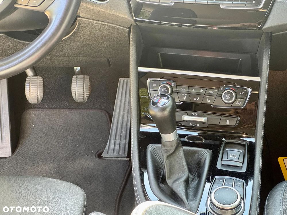 BMW Seria 2 218i GT Sport Line - 24