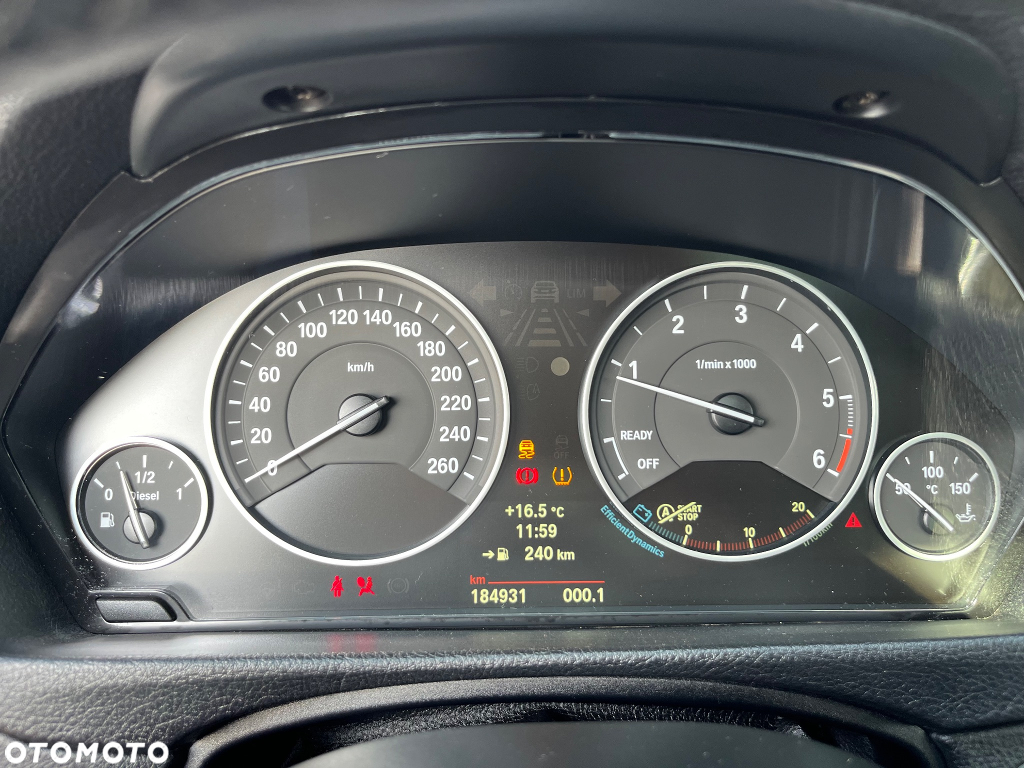 BMW Seria 3 318d xDrive Sport Line - 15