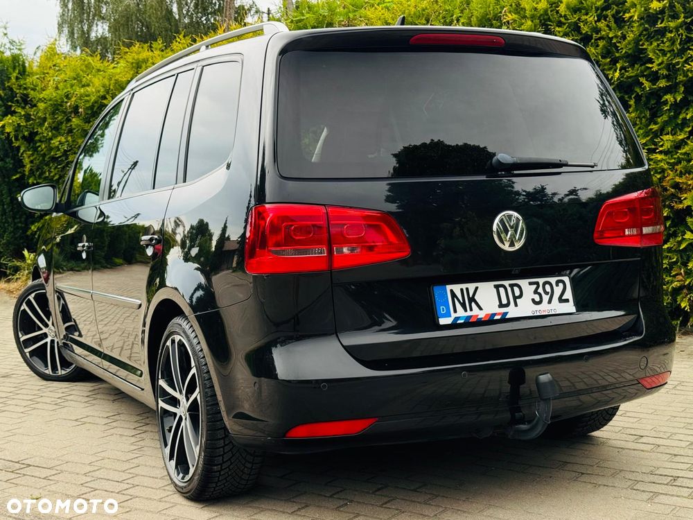 Volkswagen Touran 2.0 TDI DPF Highline DSG - 17