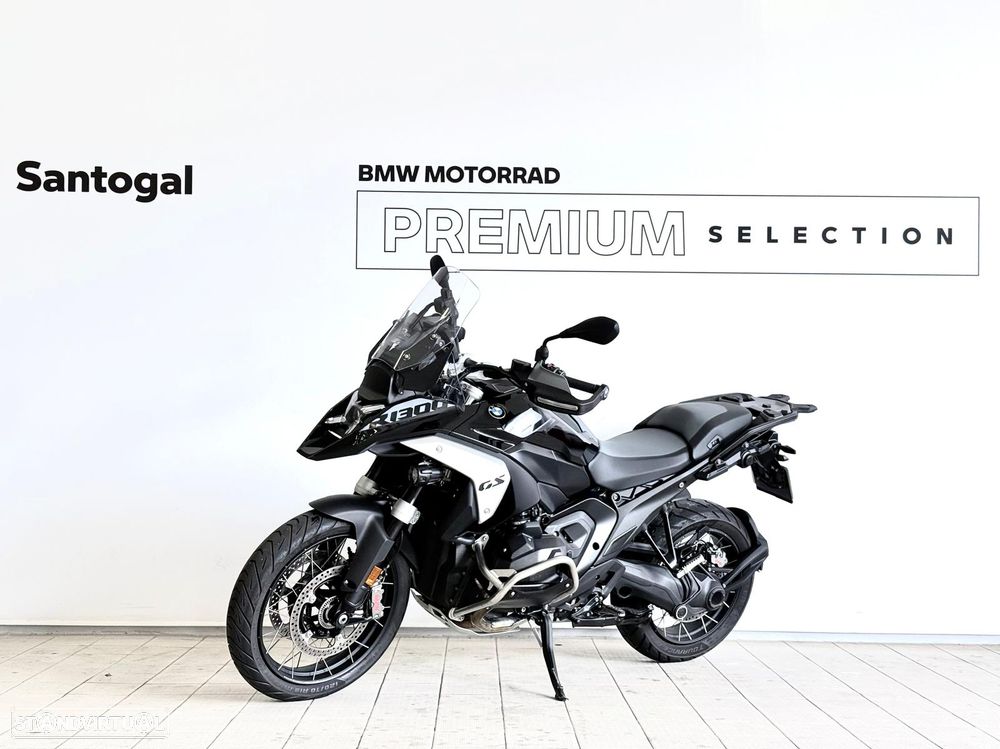 BMW R 1300 GS TRIPLE BLACK - 2