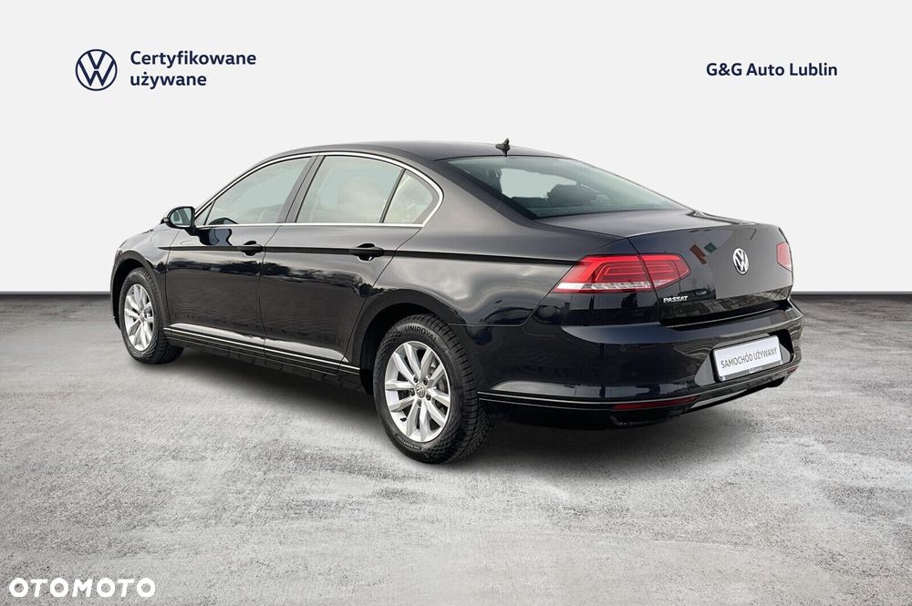 Volkswagen Passat 2.0 TDI SCR Comfortline DSG - 4