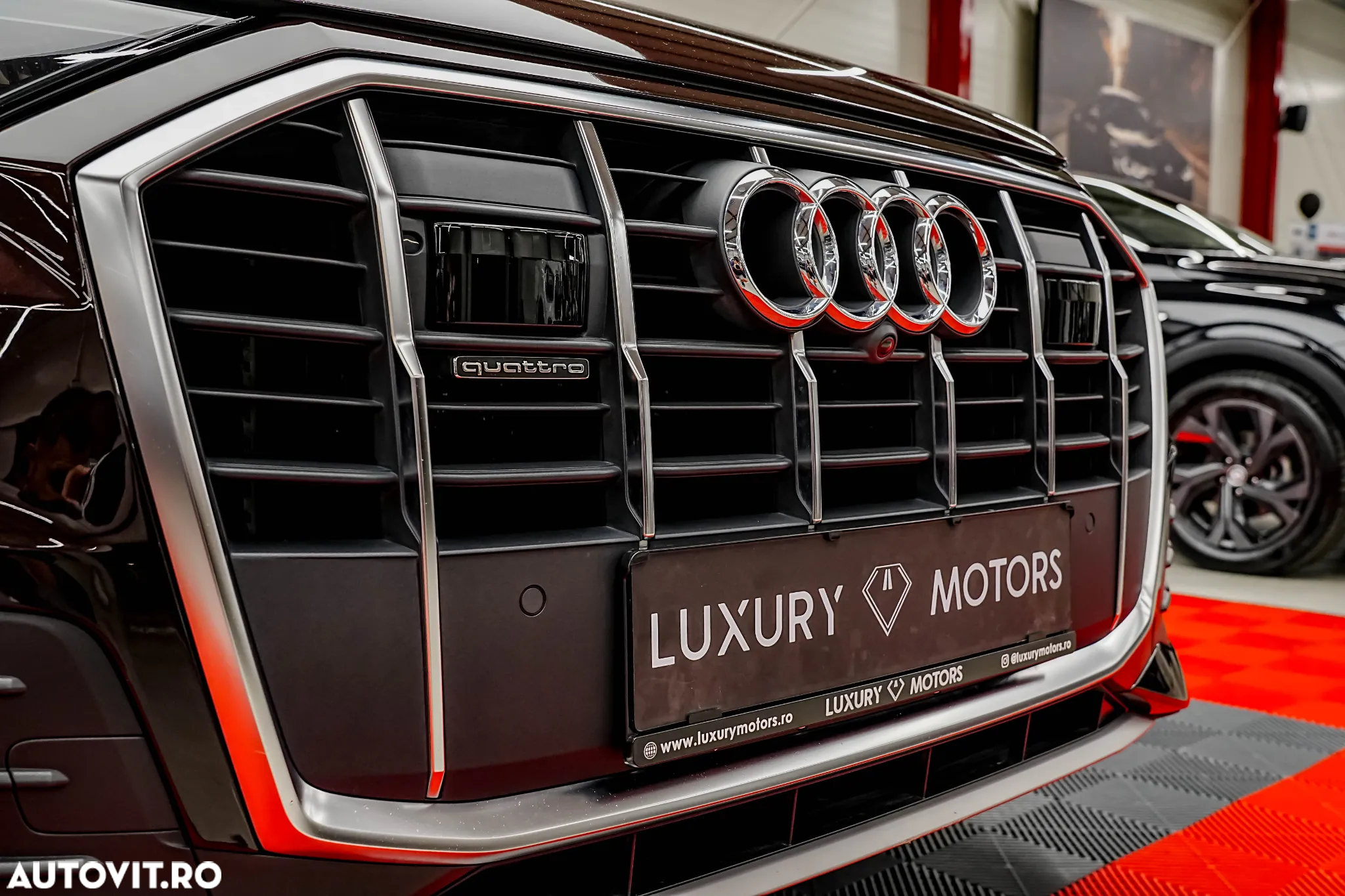 Audi Q7 55 TFSI e quattro Tiptronic PHEV S Line - 23