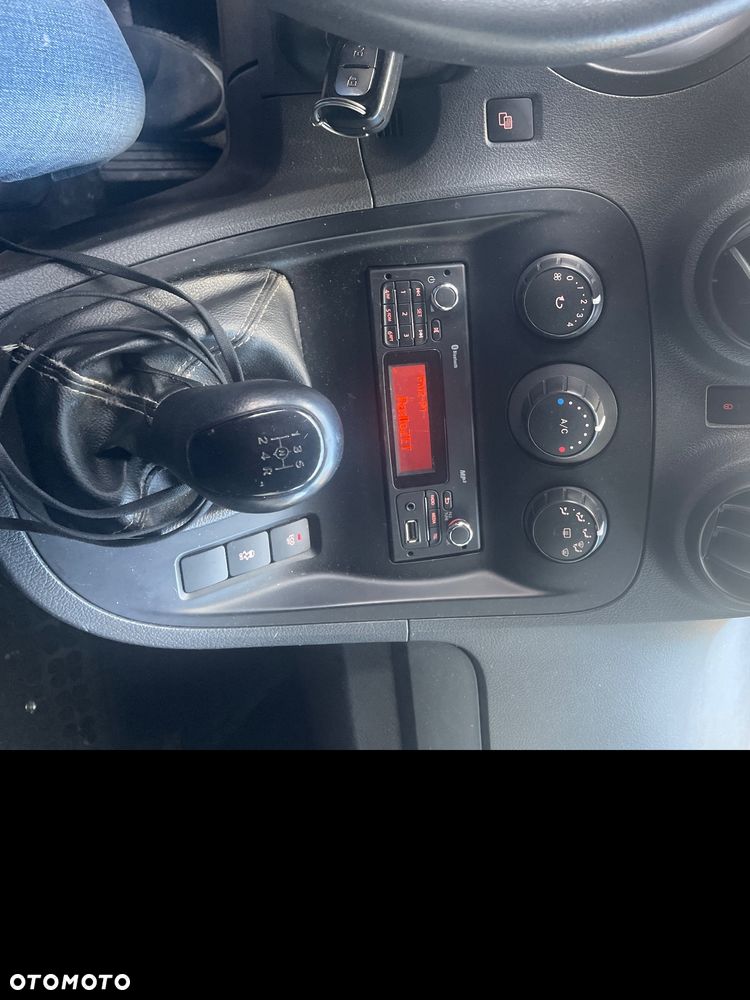 Mercedes-Benz CITAN - 14