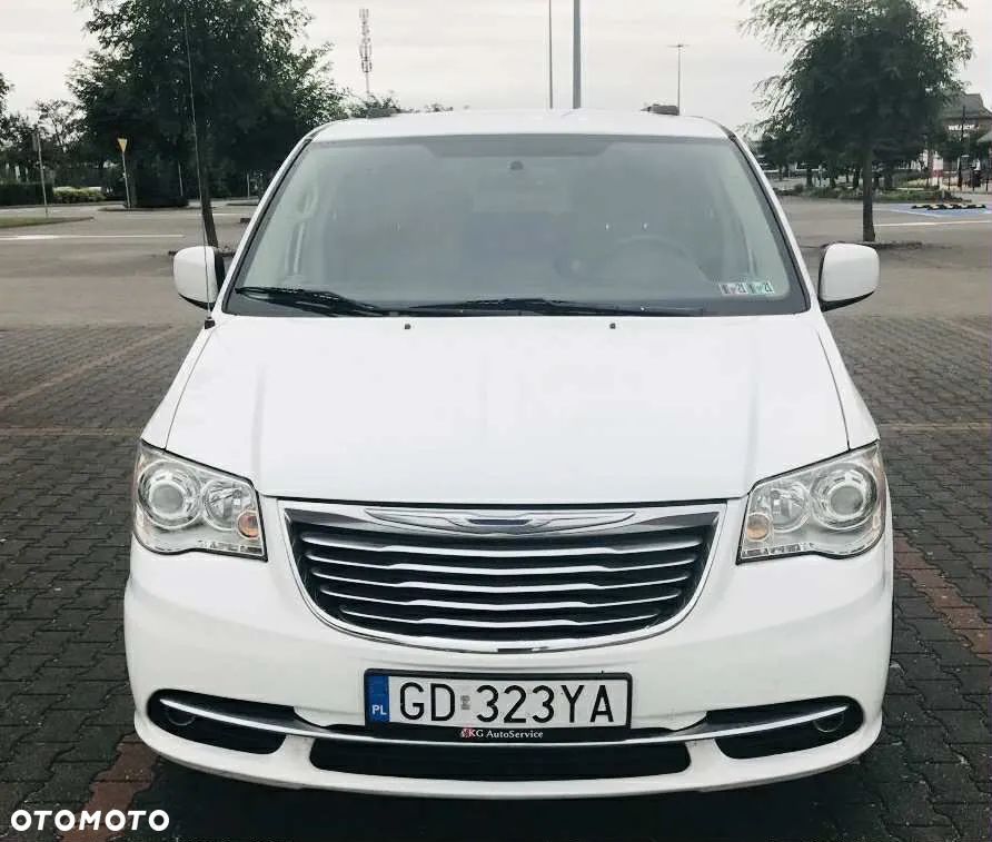 Chrysler Town & Country 3.6 Touring - 1
