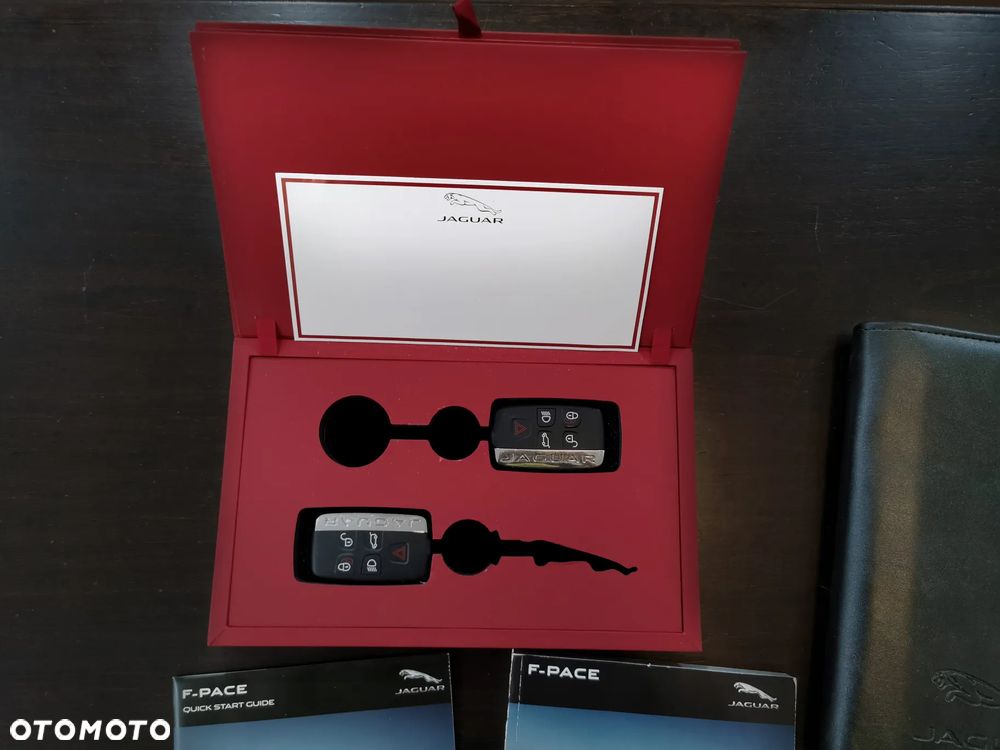 Jaguar F-Pace - 33