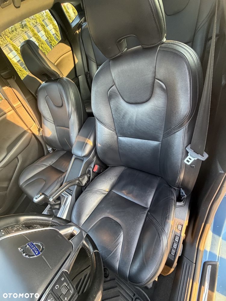 Volvo V40 D2 - 13
