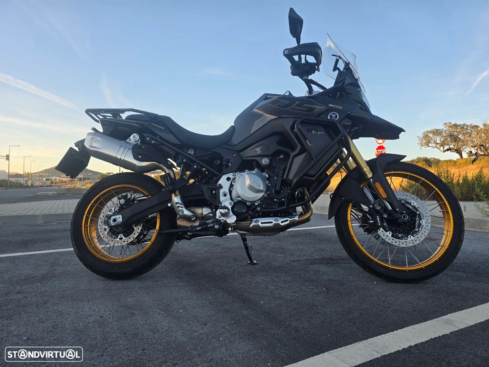 Voge 900DSX Black Knight - 5