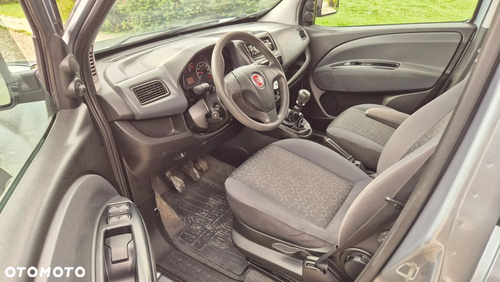 Fiat Doblo 1.4 16V Dynamic - 19