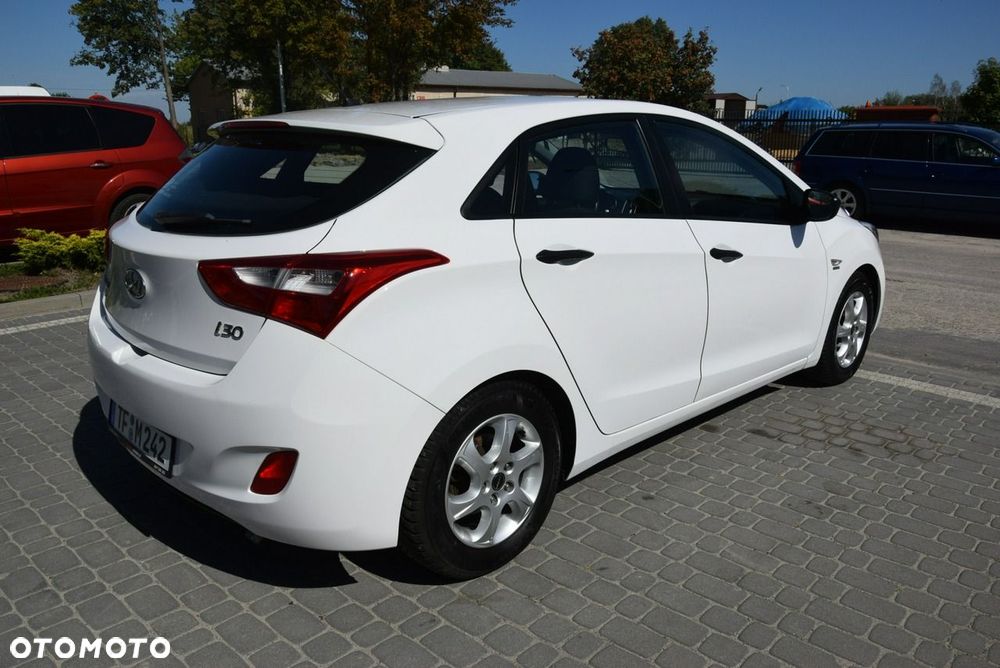 Hyundai i30 1.4 Classic - 10
