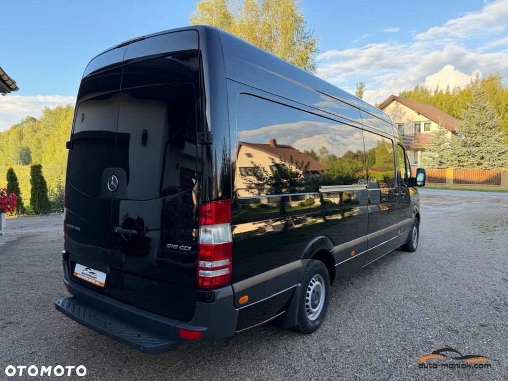 Mercedes-Benz Sprinter - 4