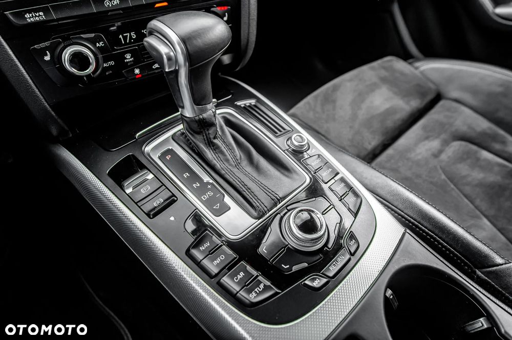 Audi A4 Avant 2.0 TFSI Quattro S tronic - 28