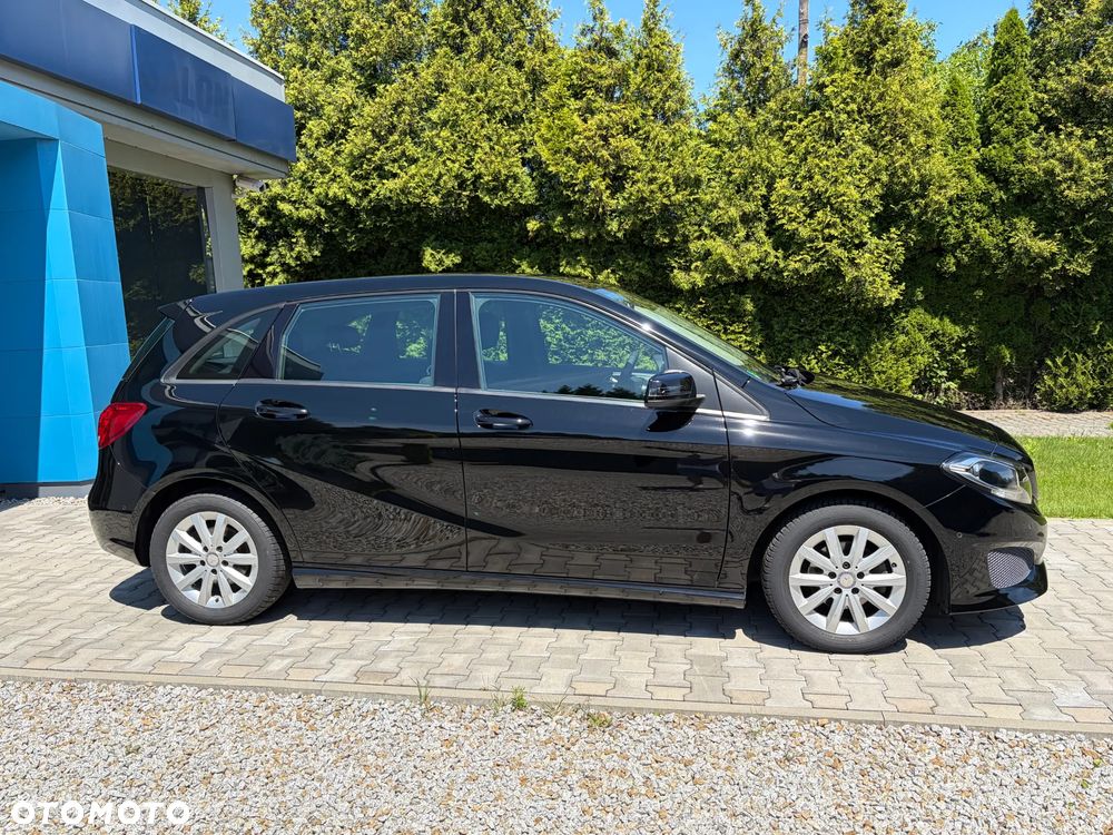 Mercedes-Benz Klasa B 180 BlueEFFICIENCY Edition Style - 2