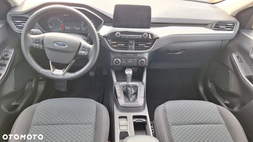 Ford Kuga - 5