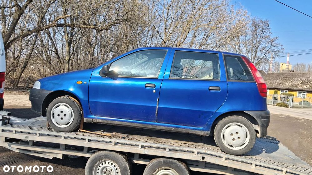 Na części FIAT PUNTO I 55 SX silnik 1.1 8v SPI 176B2000 lakier 246A skrzynia maska zderzak drzwi klapa szyba fotel kanapa lusterko lampa deska - 5