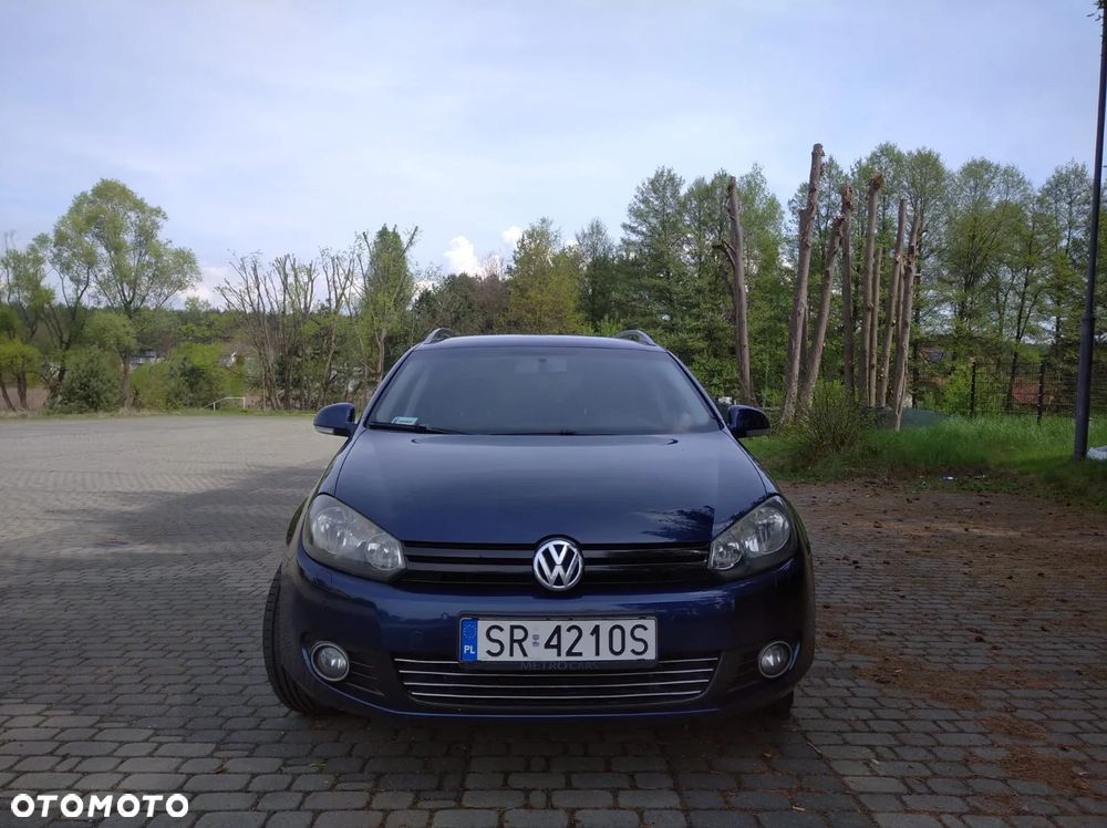 Volkswagen Golf - 1