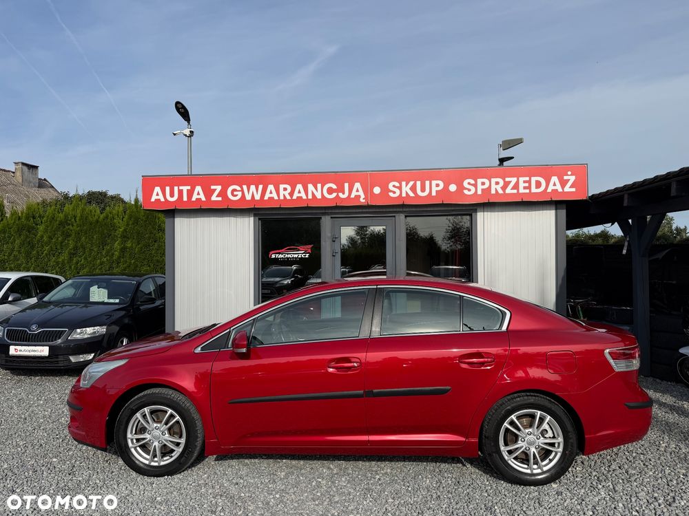 Toyota Avensis 1.8 Comfort - 12