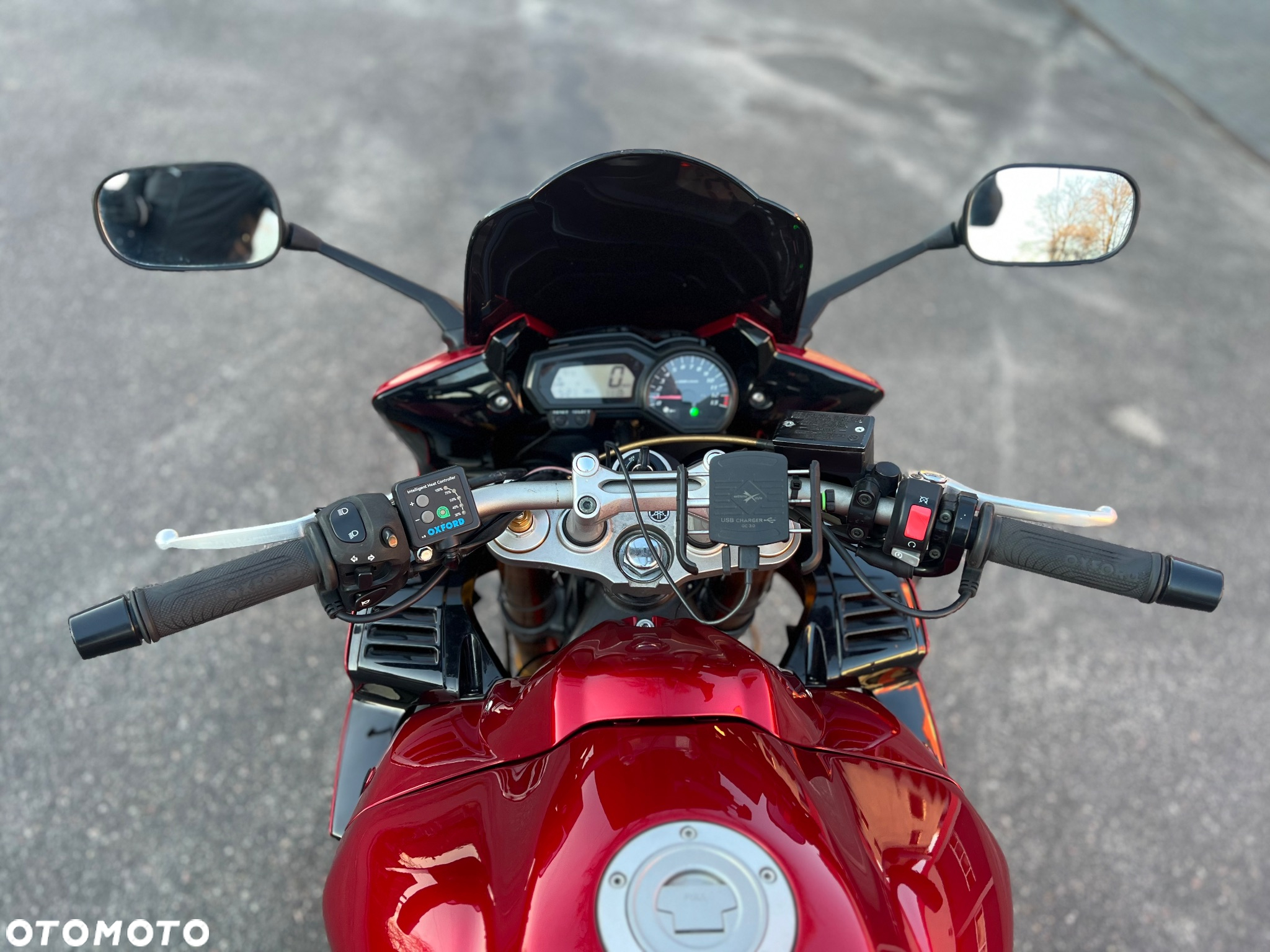 Yamaha FZS - 8