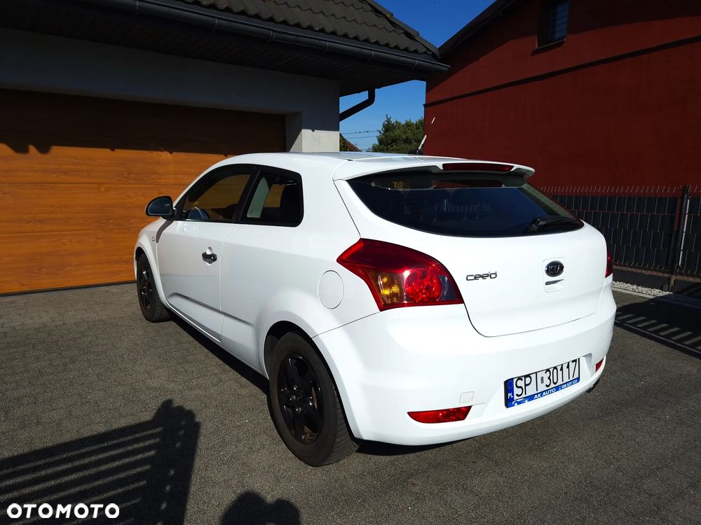 Kia ProCeed 1.6 CVVT LX - 5