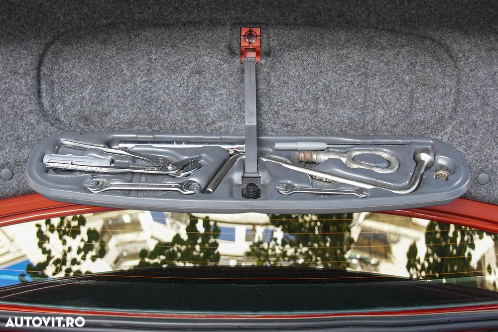 BMW Seria 3 330 Cd Coupe - 36