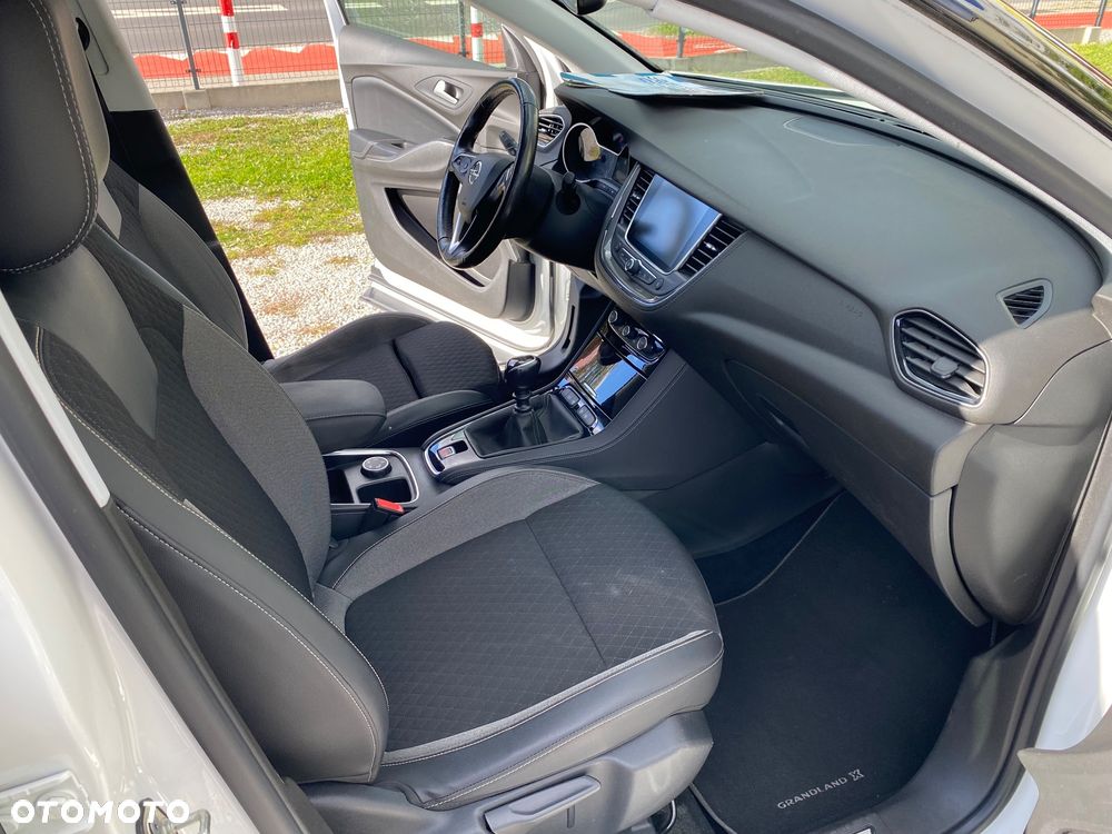 Opel Grandland X 1.2 Start/Stop Business INNOVATION - 22