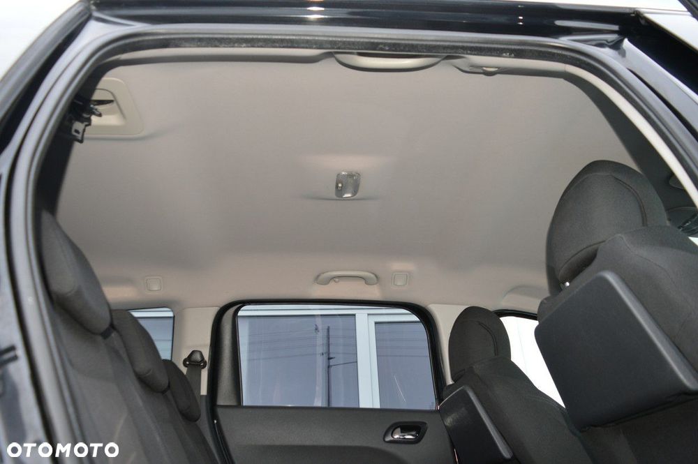 Peugeot 5008 HDI FAP 110 Tendance - 27