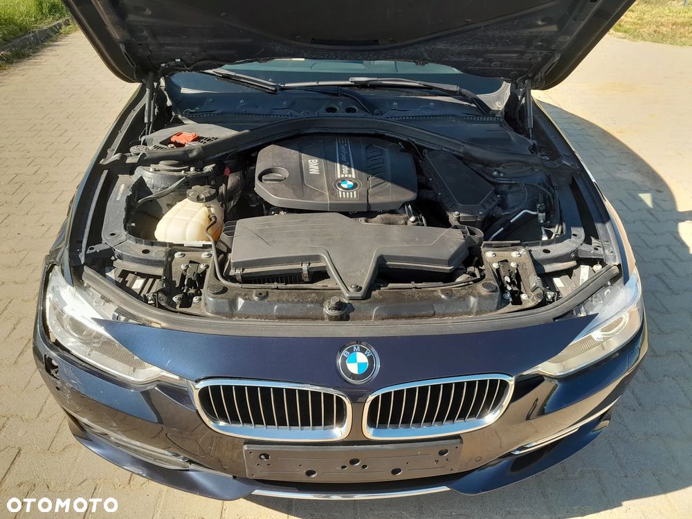 BMW Seria 3 320d Luxury Line - 17