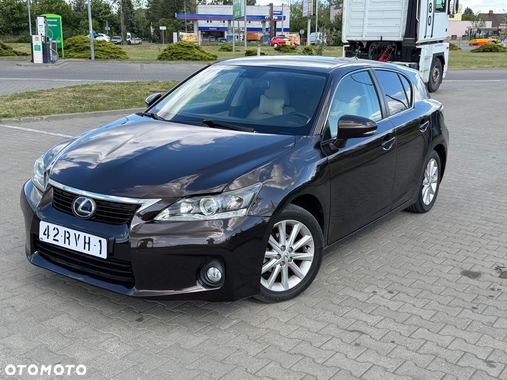 Lexus CT 200h Prestige - 2