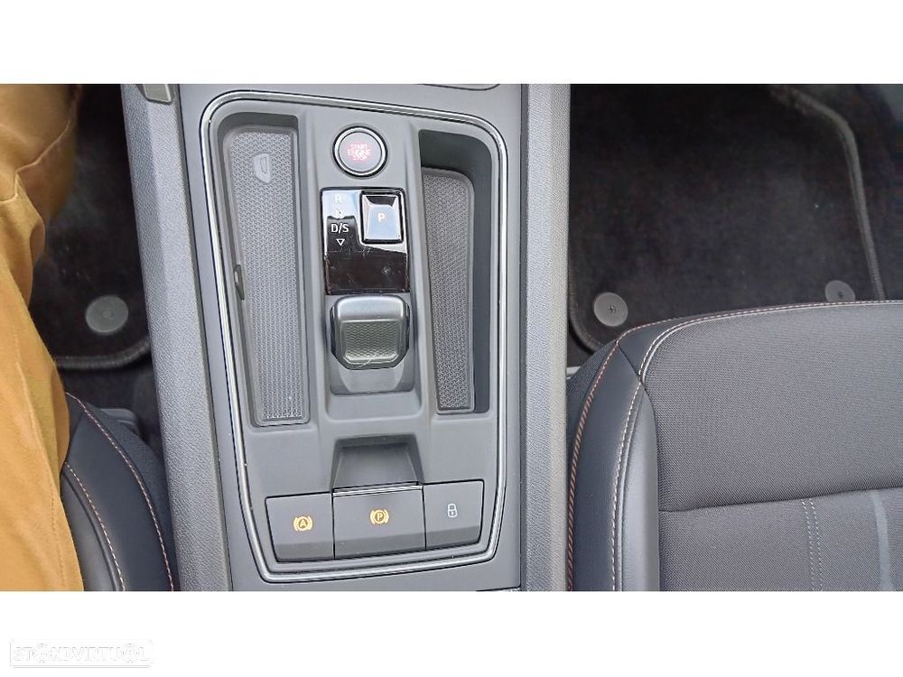 Cupra Formentor 1.4 e-Hybrid DSG VZ - 27