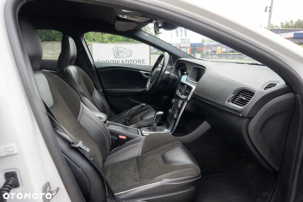 Volvo V40 D2 RDesign - 19