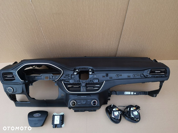 FORD FOCUS MK4 18- KONSOLA DESKA AIR BAG PASY KOMPLET ORYGINAŁ STAN BDB