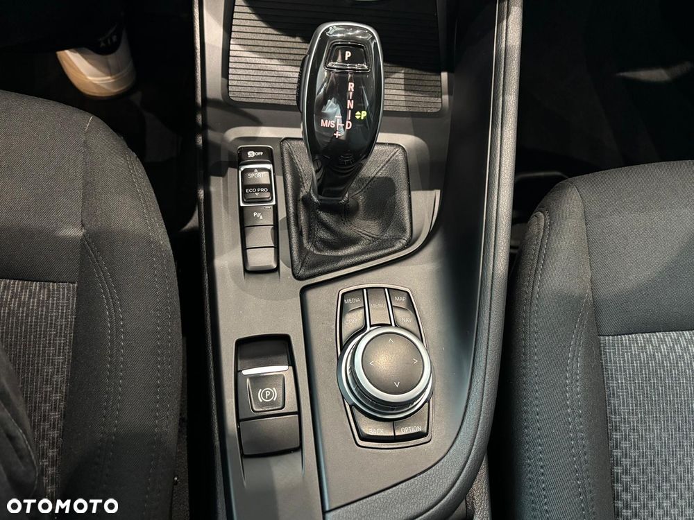 BMW X1 sDrive18i Advantage - 21