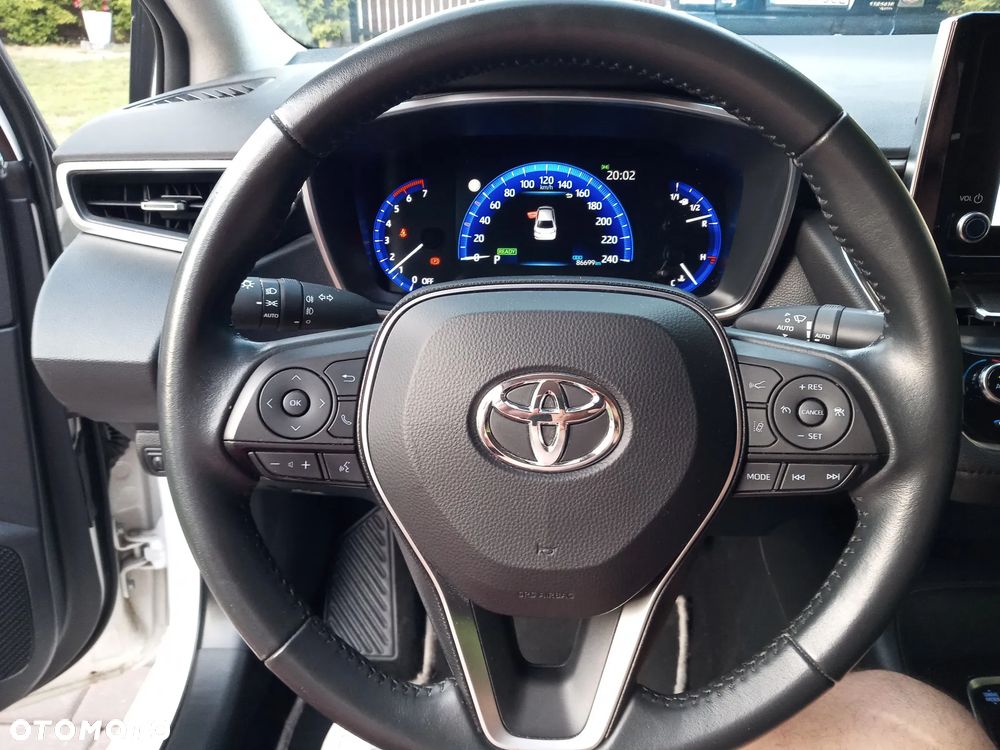 Toyota Corolla 1.8 Hybrid Comfort - 17