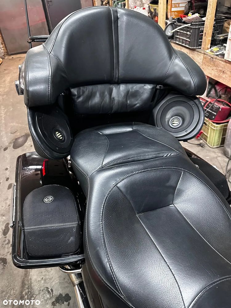 Harley-Davidson Touring Road Glide - 17