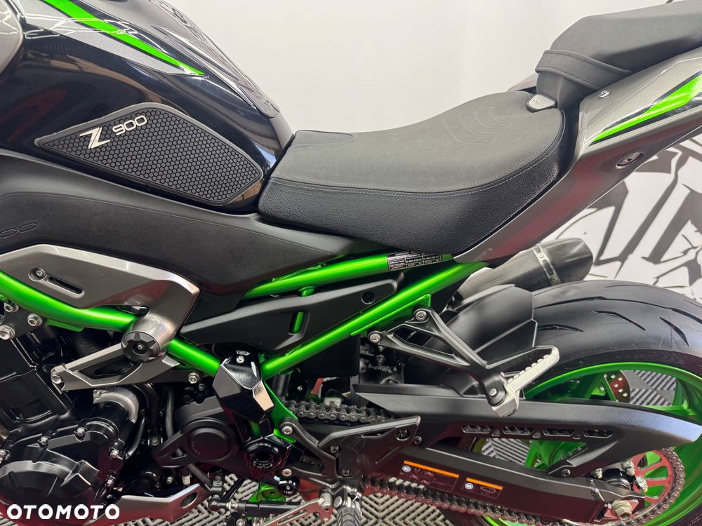 Kawasaki Z 900 - 17