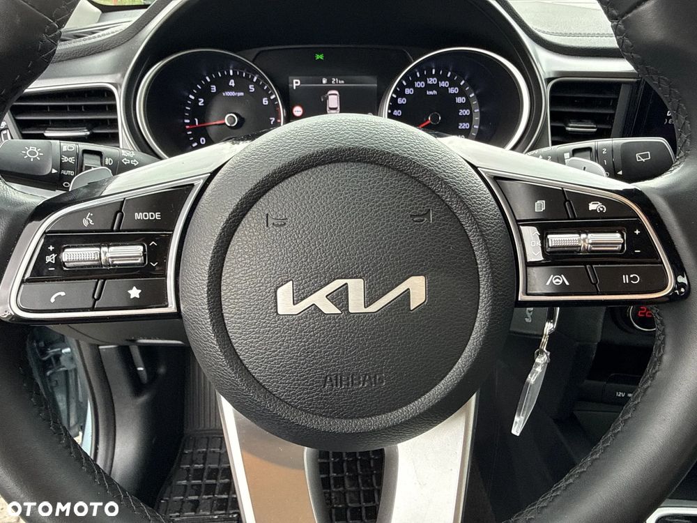 Kia Ceed 1.5 T-GDI M DCT - 22