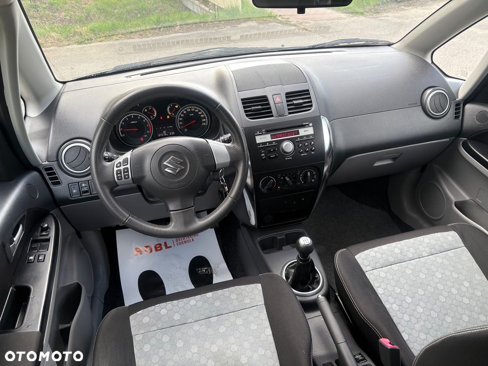 Suzuki SX4 - 21
