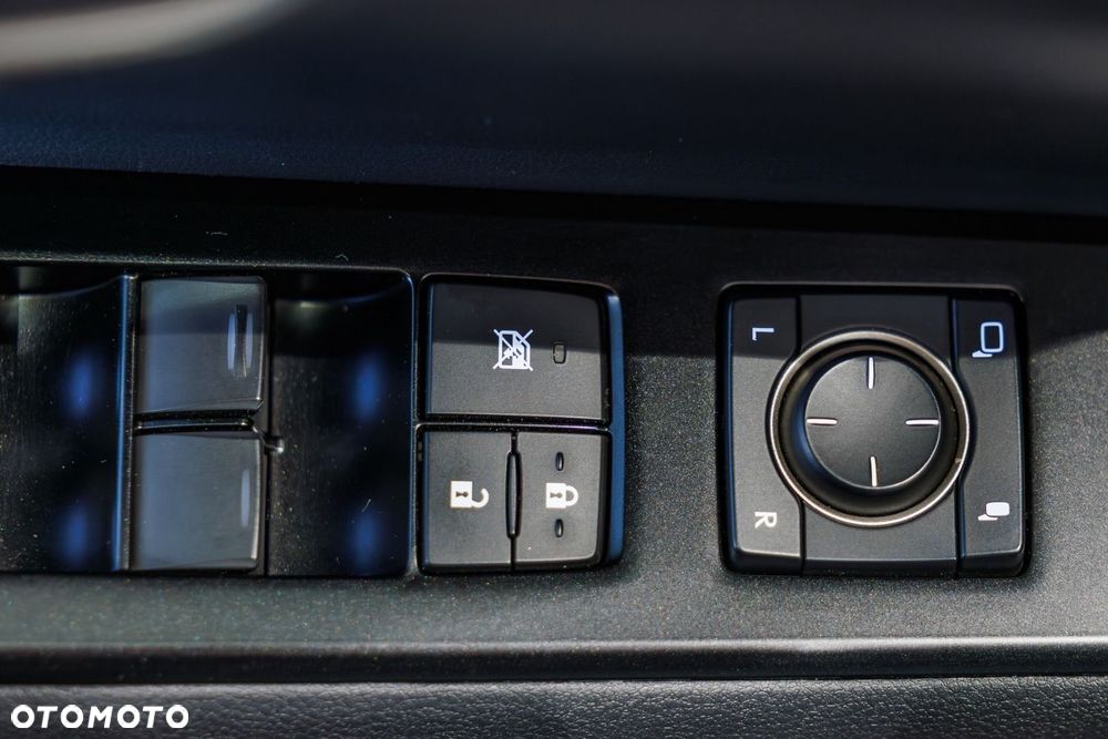 Lexus UX - 26