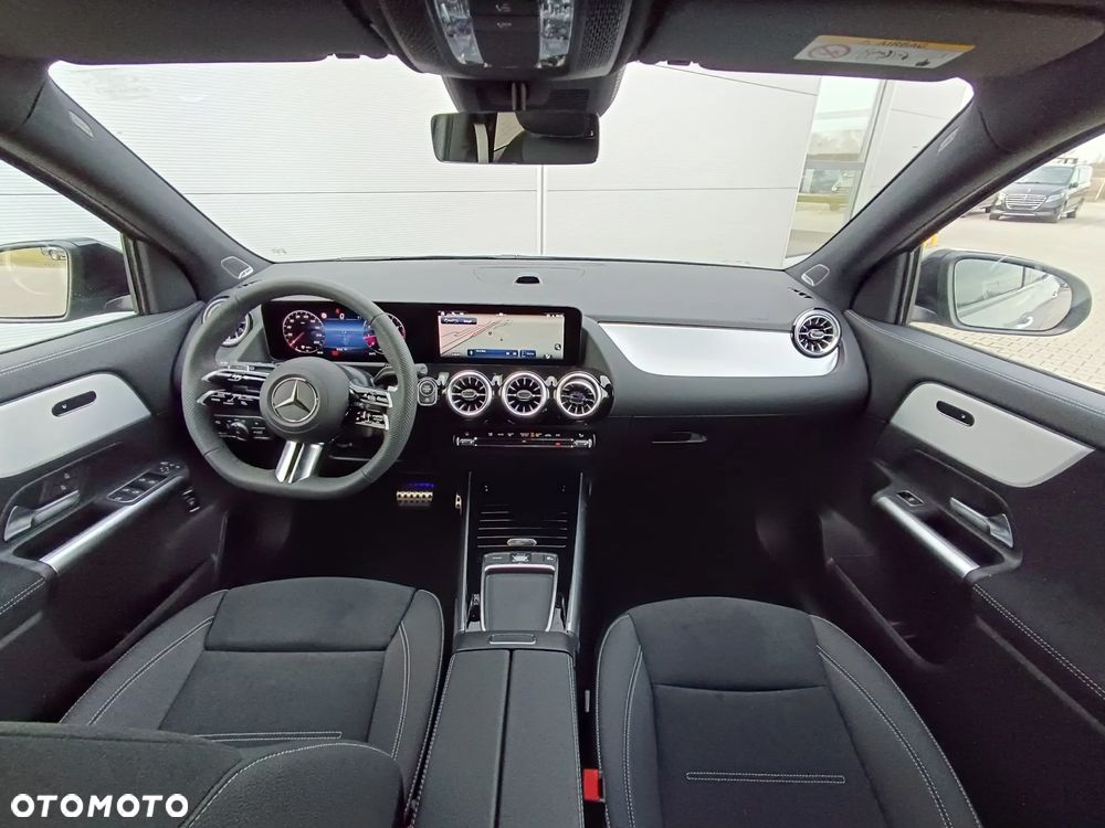 Mercedes-Benz GLA 220 mHEV 4-Matic AMG Line 8G-DCT - 7