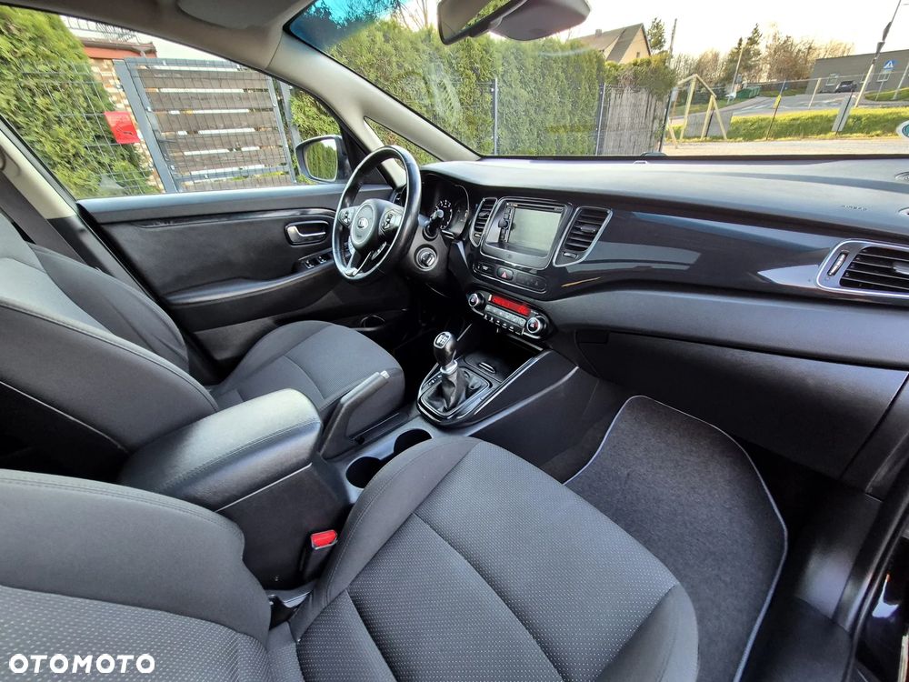 Kia Carens 2.0 GDI Edition 7 - 34