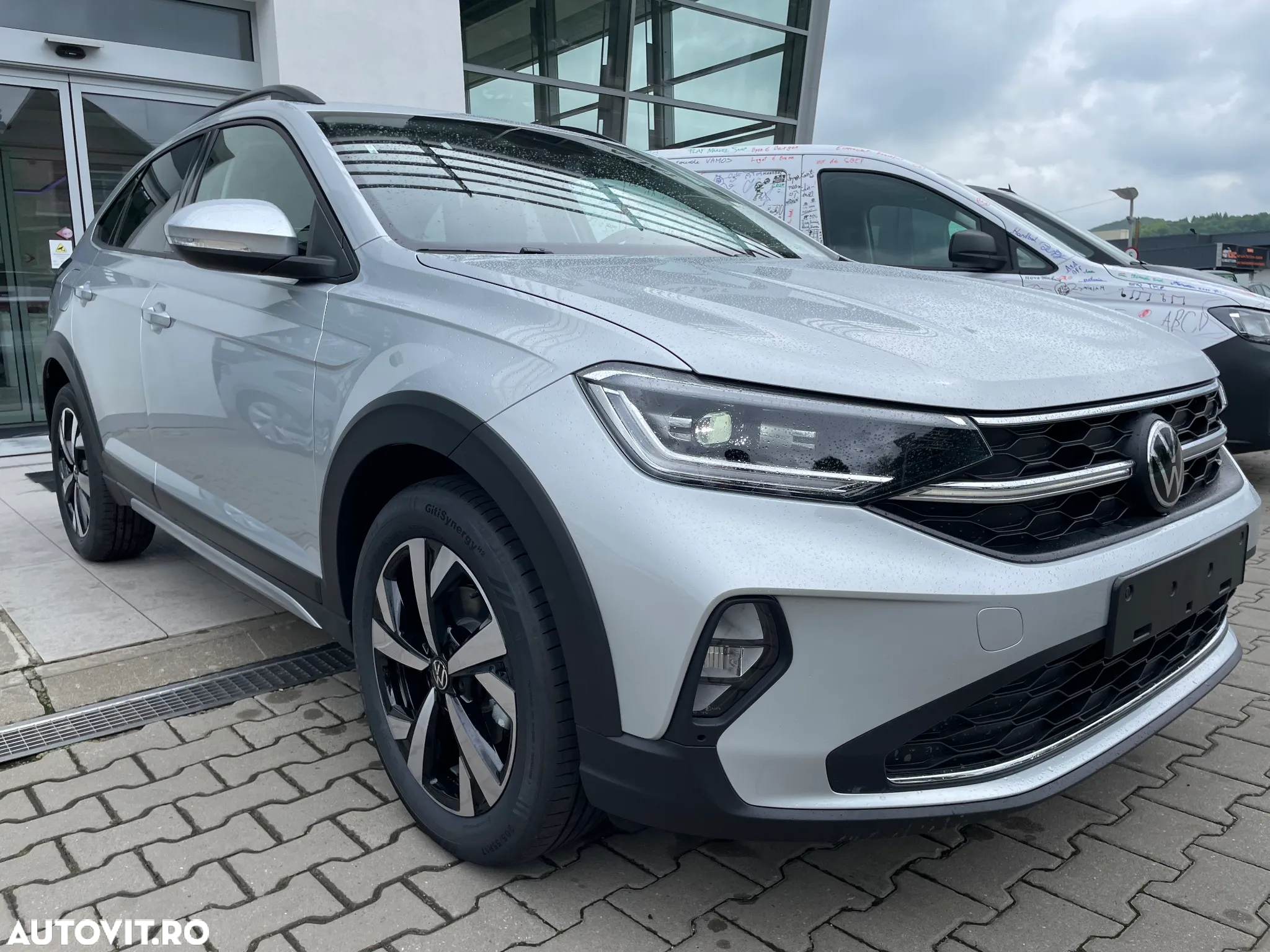 Volkswagen Taigo 1.0 TSI Life - 2