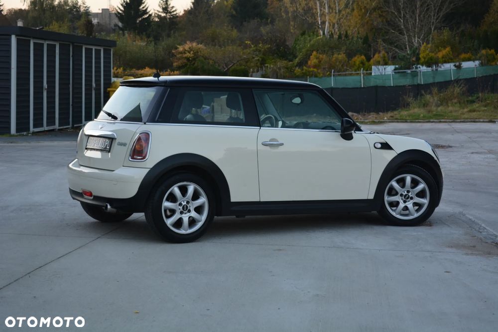 MINI Cooper Standard - 21