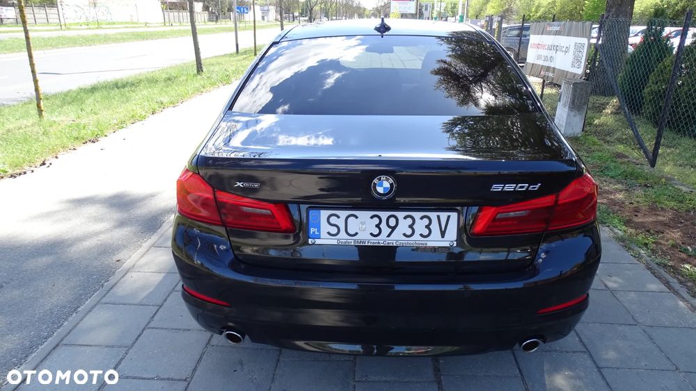 BMW Seria 5 520d xDrive Business Edition - 9