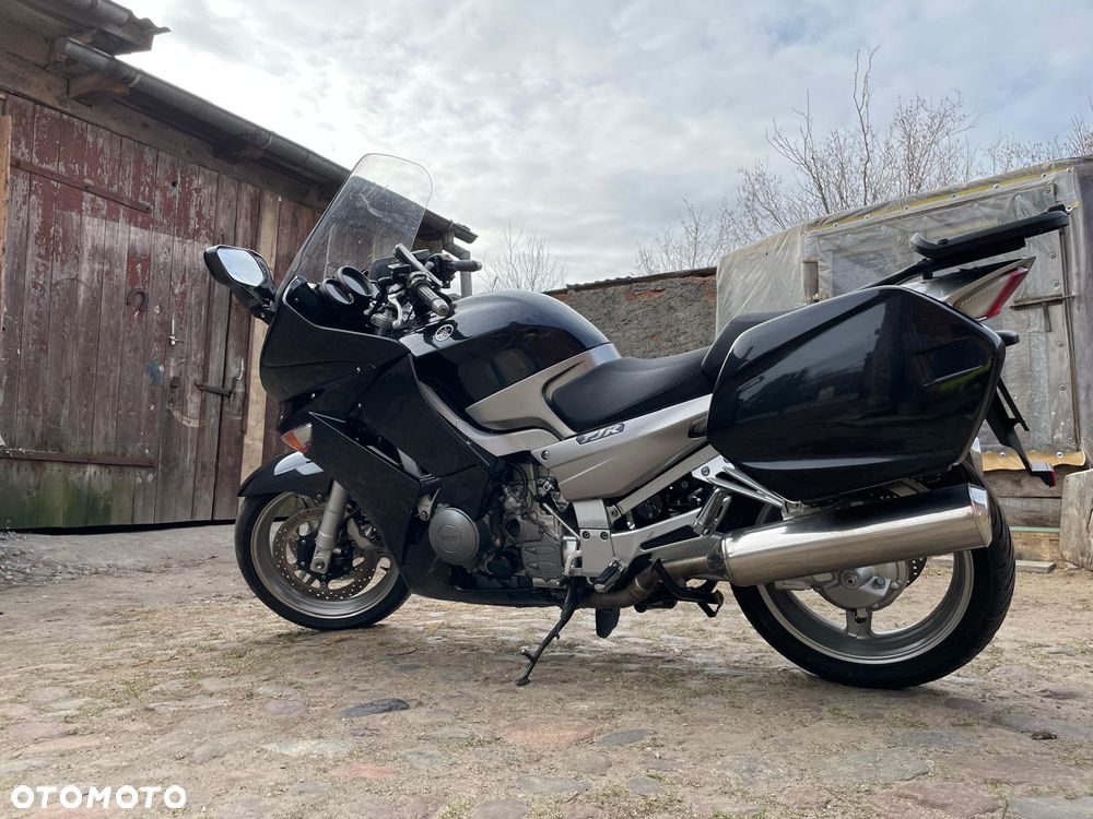 Yamaha FJR - 9