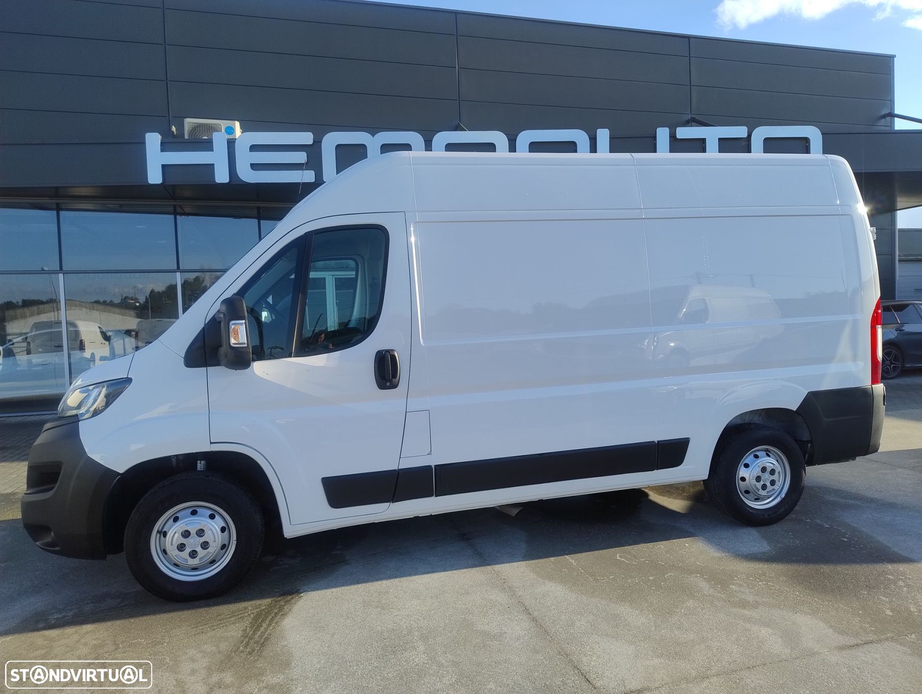 Peugeot Boxer 2.2 BlueHDi 330 L2H2 Premium - 1