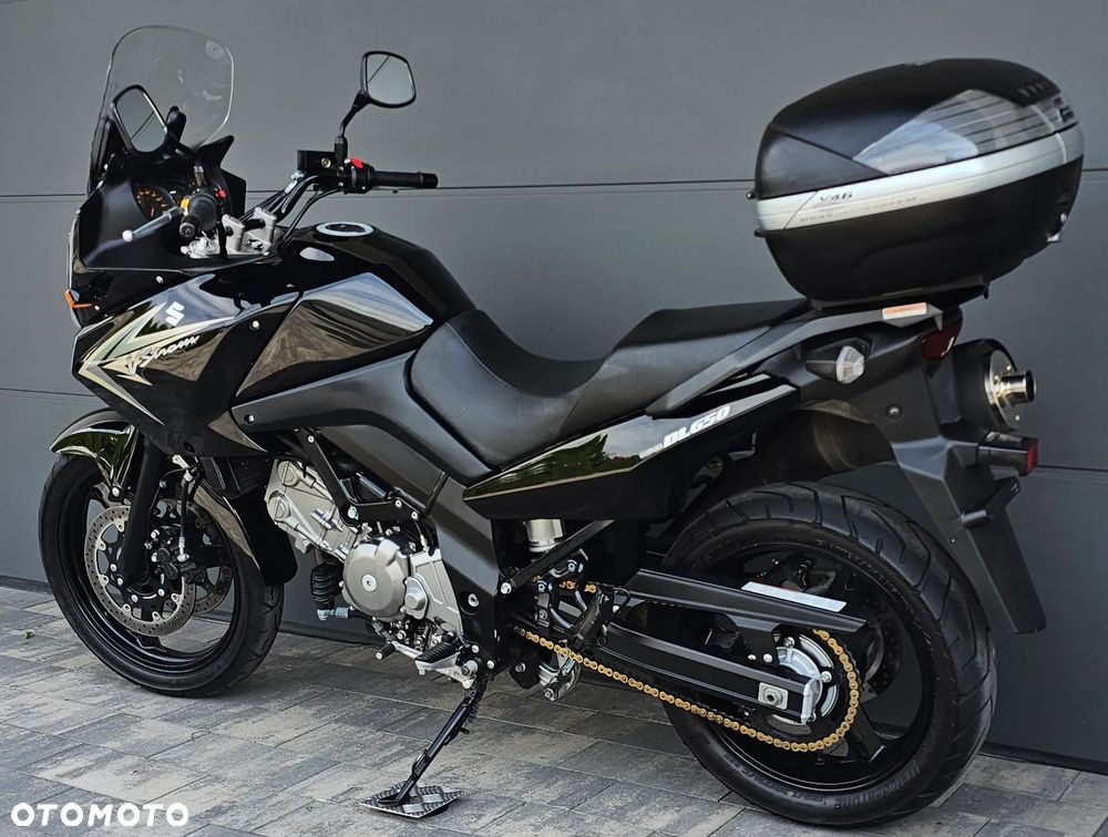 Suzuki DL - 6