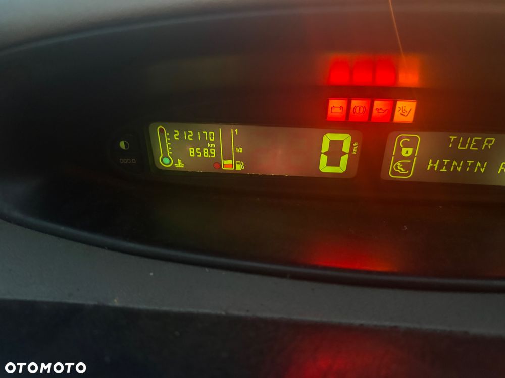 Citroën Xsara Picasso 2.0 HDI SX - 17
